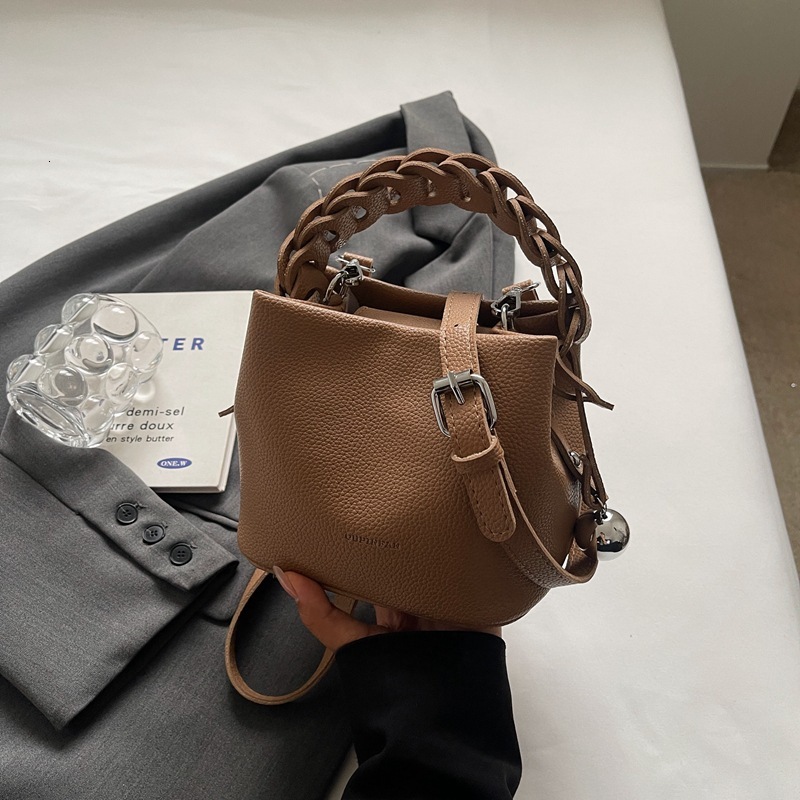 Free Shipping High-end Woven Handbag Bucket Bag Luxury Bag 2026 New Korean Soft Leather Lychee Texture Designer Bag Large Capacity Shoulder Width Bag 