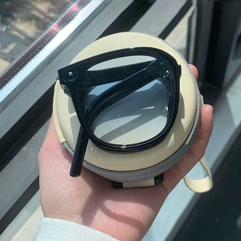 New Under Focus Folding Sunglasses for Women Driving Glasses Anti-Glare Outdoor Glasses Lightweight Folding Sunglasses S260304