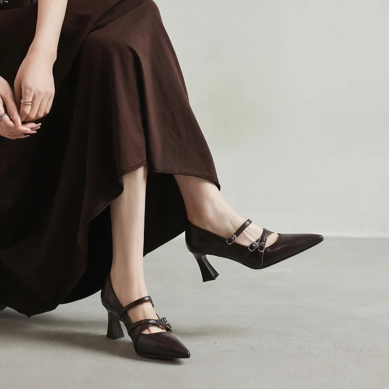 Vintage Pointed Toe Cross Buckle Women Mary Jane Shoes Fashion Shallow Shoes 2026 Spring Autumn Stripper Party Pumps Shoes 260303