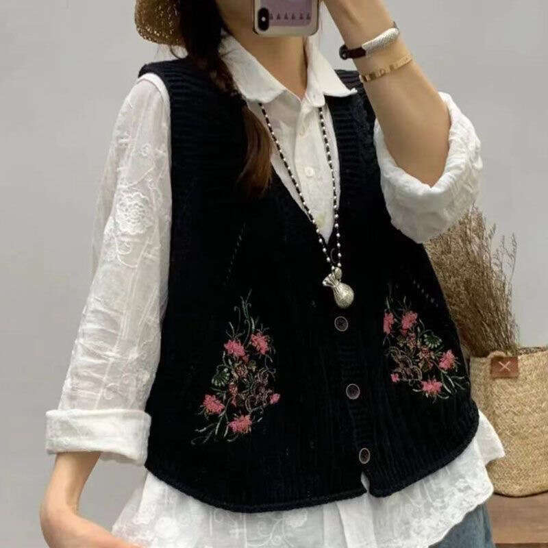 Mardi Hefxessdr Vintage Embroidery Knitted Vests Sleeveless Cardigan Buttons Pockets Spring Autumn Tops Coats Waistcoat Design Trend Vests New
