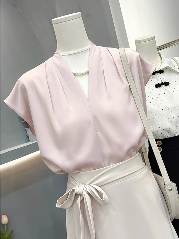 White Silk ort Sve irt VNe Commute Sle Womens Faionable Profional Top Summer Busin Casual Loose Fit 260228