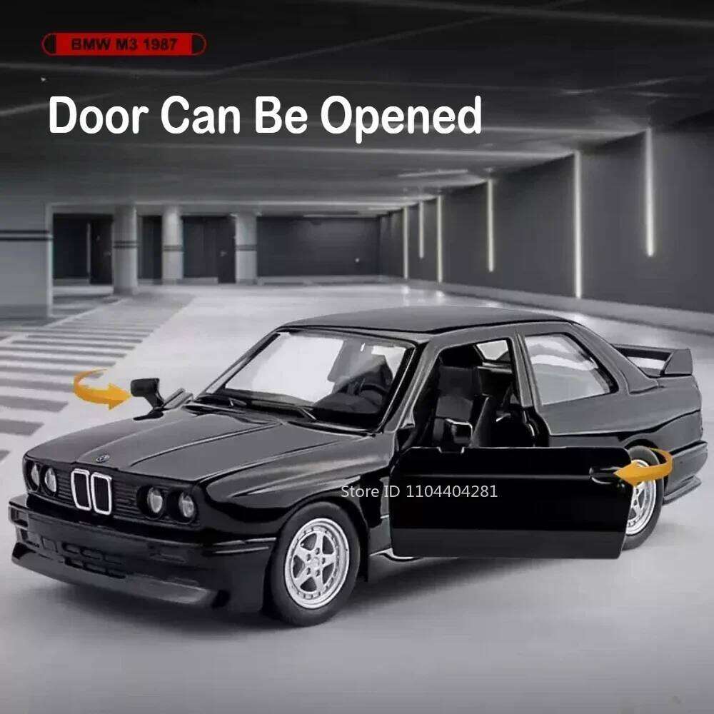 1:36 BMW M3 1987 M4 CSL Model Toys Diecast Miniature Car Doors Opened with Pull Back Vehices Decorative Collection Children Gift Z260307
