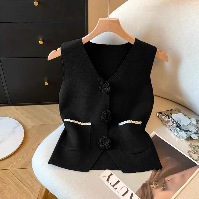 Womens V Neck Sleeveless Vest Fashionable Loose Fit Solid Color Summer Casual Tank Top 260306