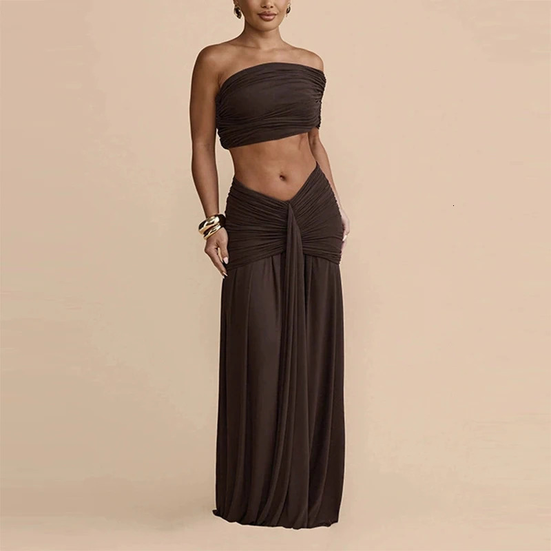 2026 SpringSummer Solid Color Slimming Set Skirt Sexy strapless Top Fluttering Folded 2piece 260306