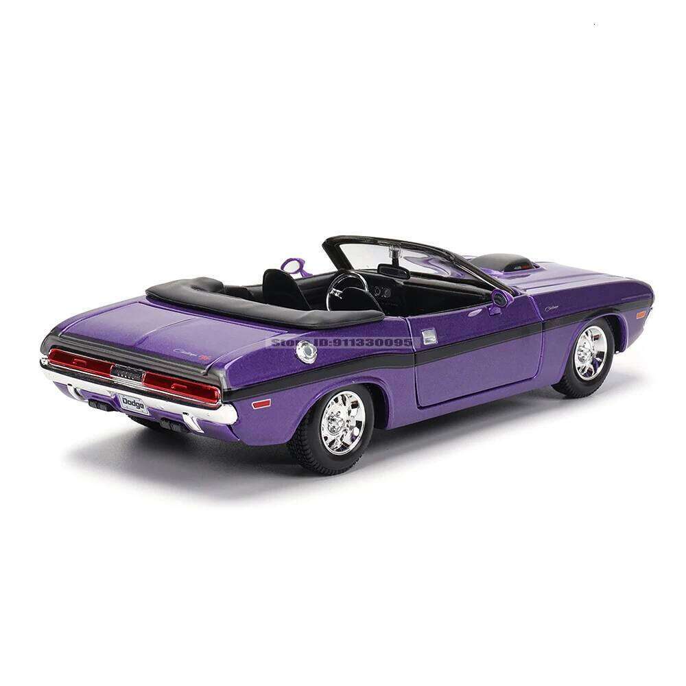 Maisto 1:24 1970 Dodge Challenger R/T Convertible alloy car model handicraft decoration collection toy tool gift die-casting Z260306
