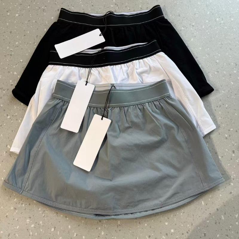Designer Skirts and Sports Shorts Woman Dress Match Point Tennis Skirt Yoga Set Women Clothes Mini Skirt Breathable Dance Shorts Weekend Jogger Sweatpant