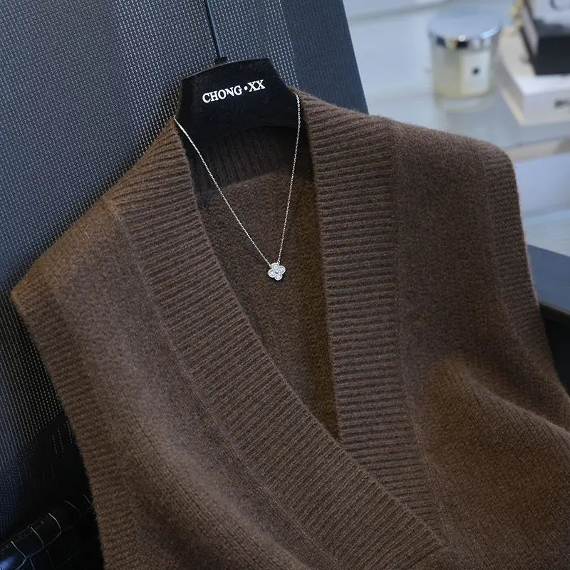 Autumn Winter Sleeveless Vneck Womens Pullover Knitted Sweater Vest Solid Color Fashion Slim Ladies Waistcoat Tops 260306
