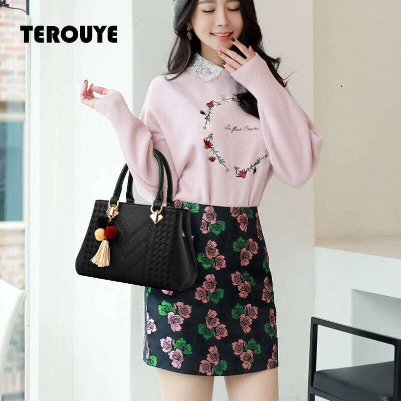 Classic Genuine Leather High Quality Vintage Messenger Bags Luxury Women Tote Handbags For Ladies Shopper Female Bag TEROUYE