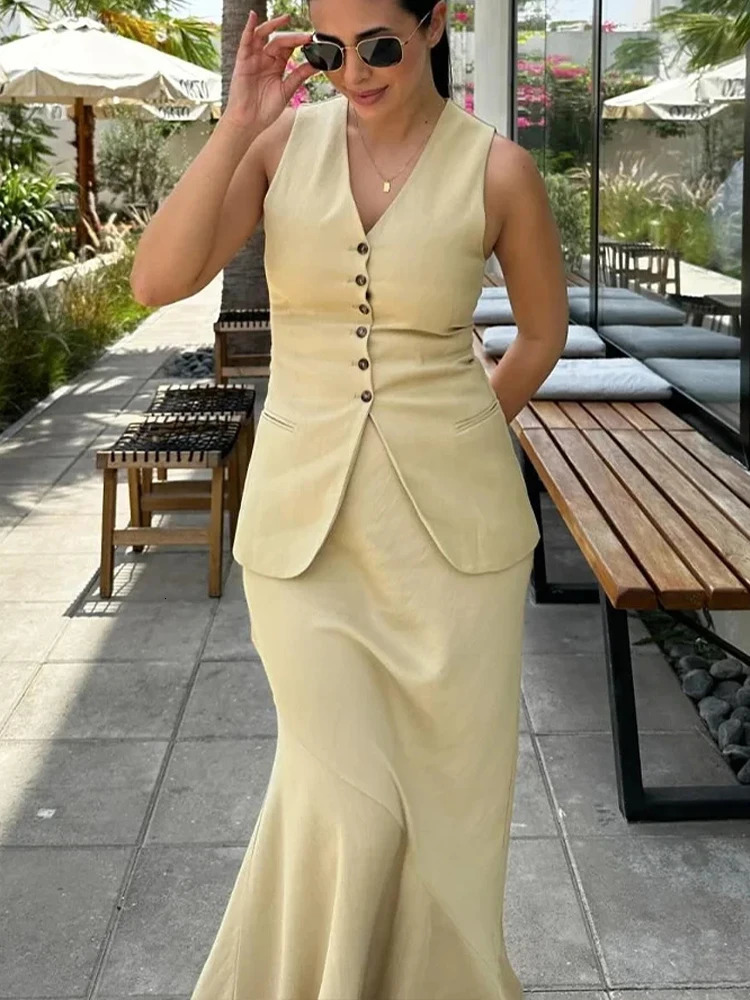 HH Womens Elegant Vest Long Skirt Set Sleeveless Vneck Tank Top High Waist Skirts Female Suit Summer Office Lady 260306