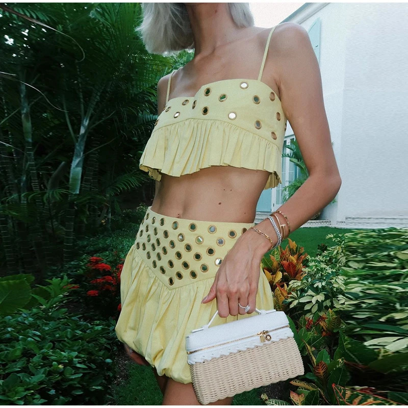 VEITCHE Women Metal Hollow Pleated Suspender Skirt Suit Sexy Sleeveless Vest High Waist Mini Lady Vacation Dress Set 260306