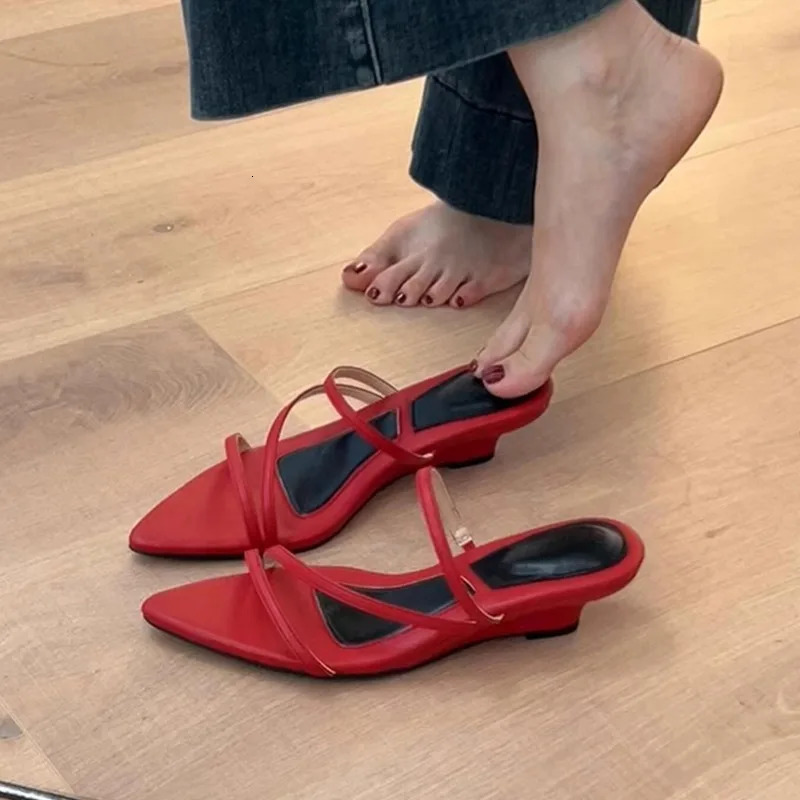 selling Slippers Women Wedges Sandals High Heels Shoes Summer Sexy Beach Shoes Casual Flip Flops Slides Woman 260306