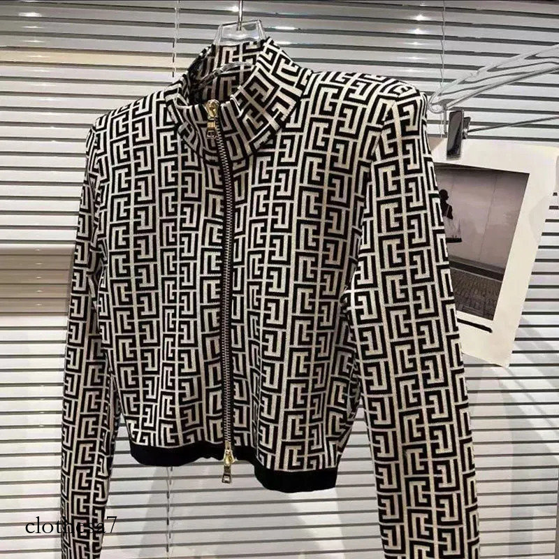 Designer Autumn And Winter Fashionable Zipper Cotton Women's Slim Fit Printed Top Jacket