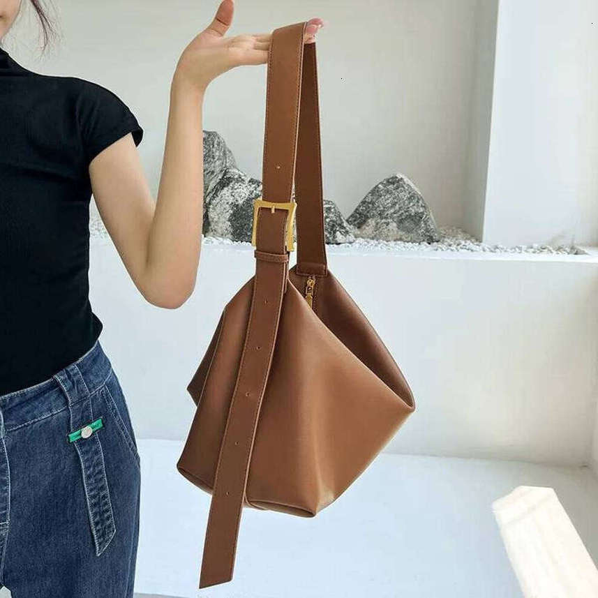 TAURUSCIAGA FLYING STARS Brand Shoulder Soft Leather Luxury Tote Bag Large Capacity Top Layer Cowhide Women Diagonal Cross Handbag Noble Temperament B