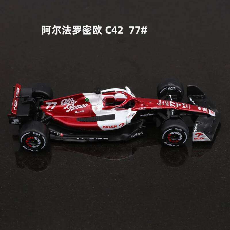 Bburago 1:43 2022 Alfa Romeo F1 Formula Racing Team C42 #24 Guanyu Zhou #77 Valtteri Bottas Alloy Car Model Collection Kids Toys Z260306