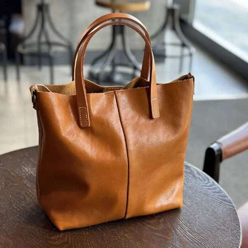 TAURUSCIAGA 2025 New Japanese Vintage Cowhide Handbag Female Fashion Trend Temperament Commuter Leather Shoulder Crossbody Bag Noble Temperament Bag