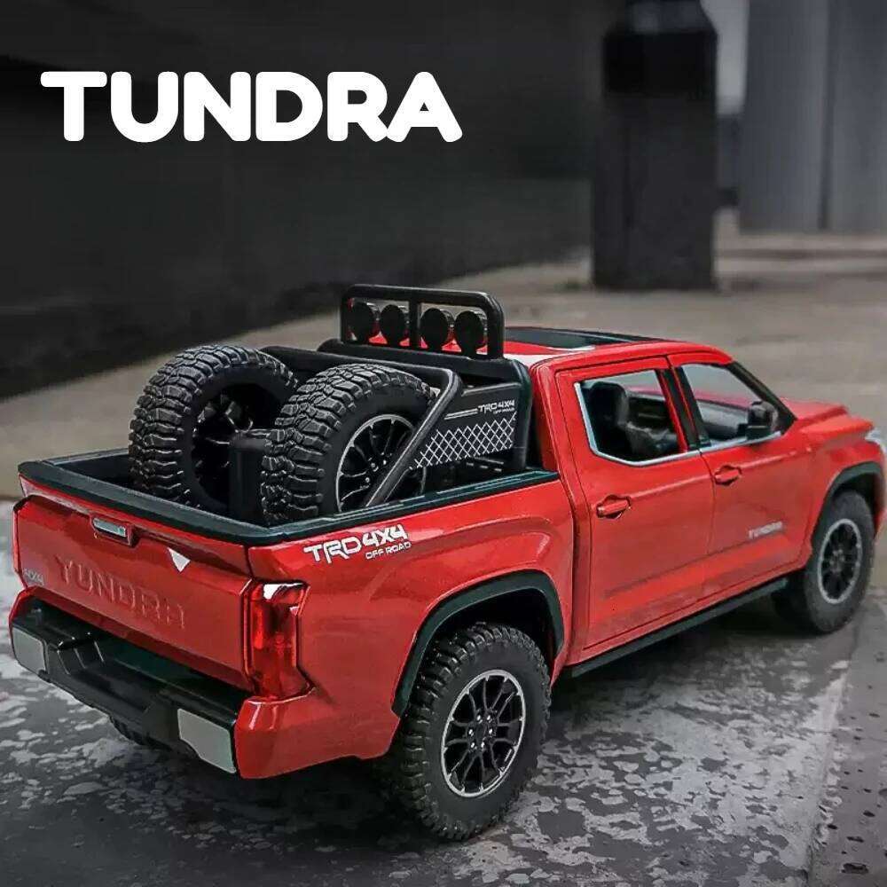 1:24 Tundra LC80 Model Toy Diecast Alloy Car Front Wheel Steering Doors Opened Sound Light Pull Back Vehices for Children's Toys Z260307