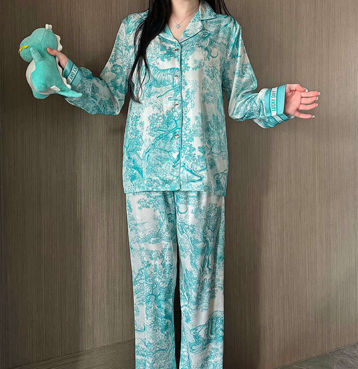 Lucky Day High-End Silk Pajamas For Women Summer Ice Silk Light Luxury Printed Ink Painting Design Long Sleeve Same Style As D Brand Luanyun