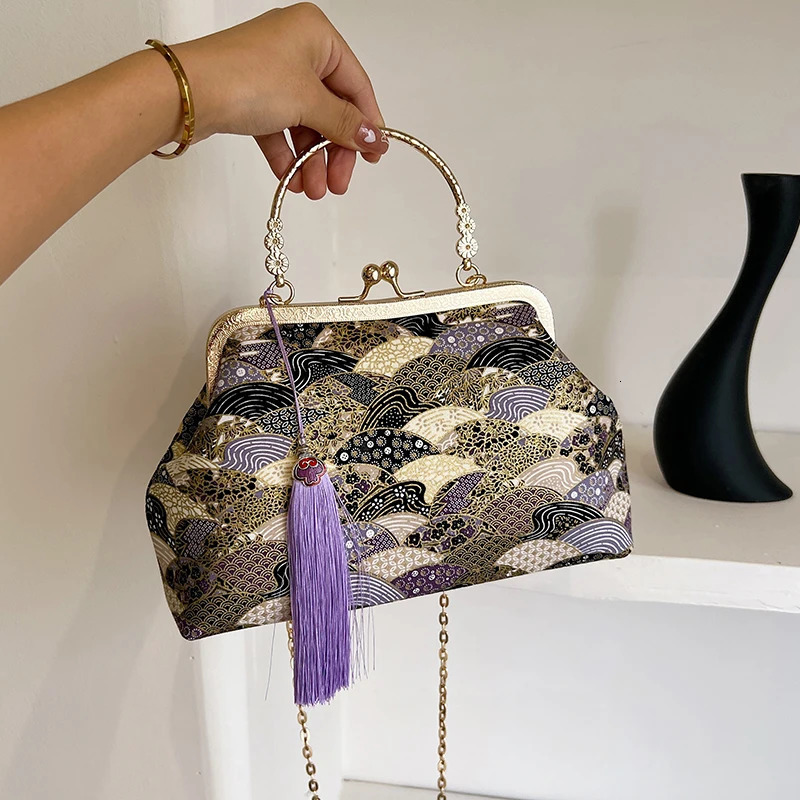 Vintage Embroidered Womens Shoulder Bags Elegant Metal Top Handle Purse with Adjustable Chain Strap Party Clutch Handbag wallet 260307