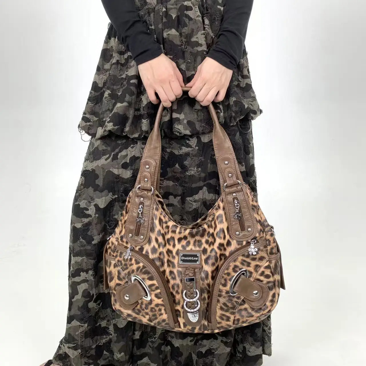 Y2K vintage girl personality leopard print shoulder bag with multiple compartments Maillard crossbody handbag 260303
