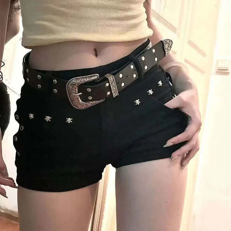 Black Sexy Low Waist Y2K Jean Shorts Woman Punk Gothic Denim Super Shorts Female Korean Fashion Slin Fit Short Pants 260306