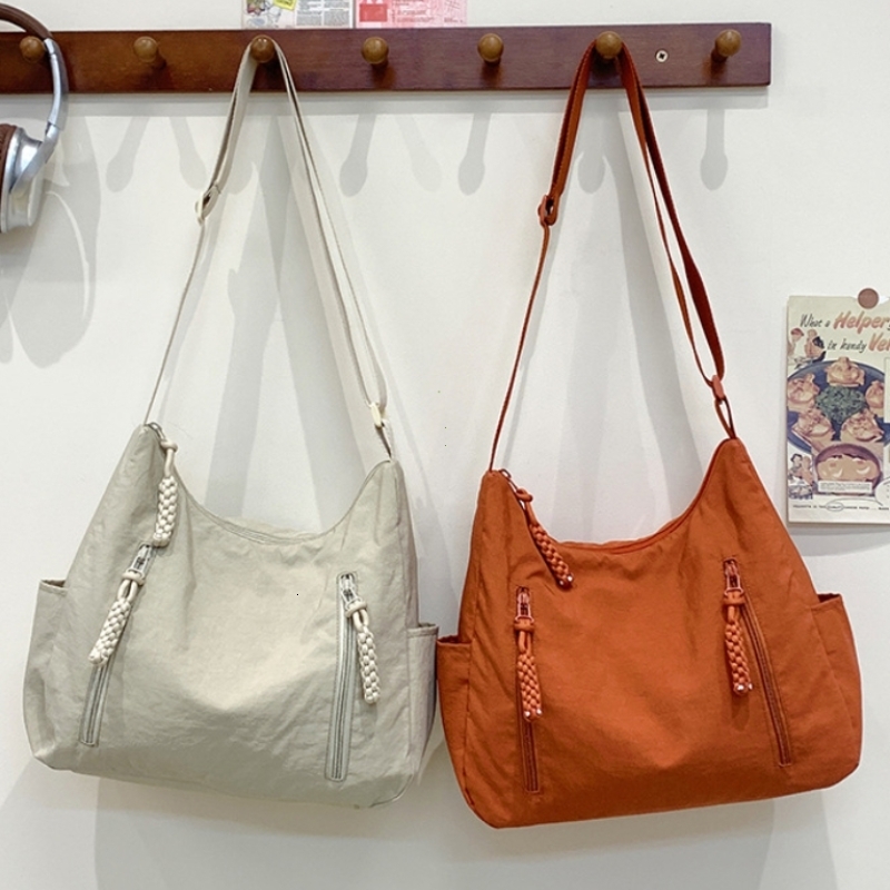 Nylon Messenger Bag Women Crescent Crossbody Bags Multi-Pocket Lightweight Shoulder Bag Travel Tote Handbag Female Shopping Bag 260306