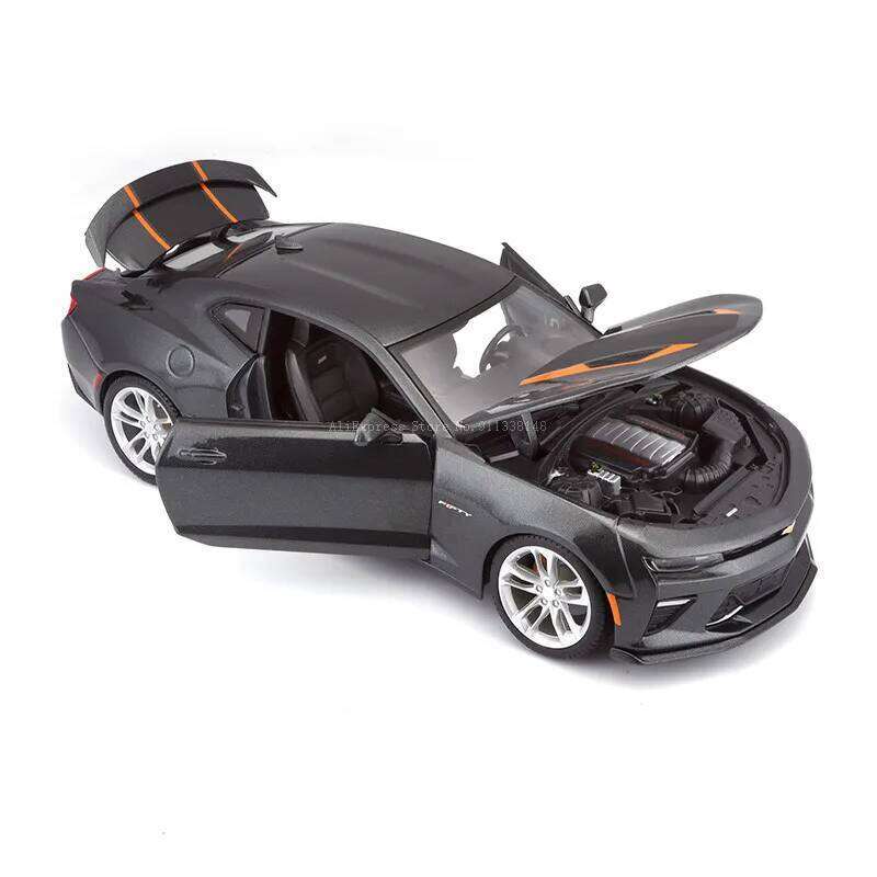 Maisto 1:18 2017 Chevrolet Camaro SS 50th Anniversary Brand Alloy Car Static Die Casting Model Collection Toy Gift Z260306