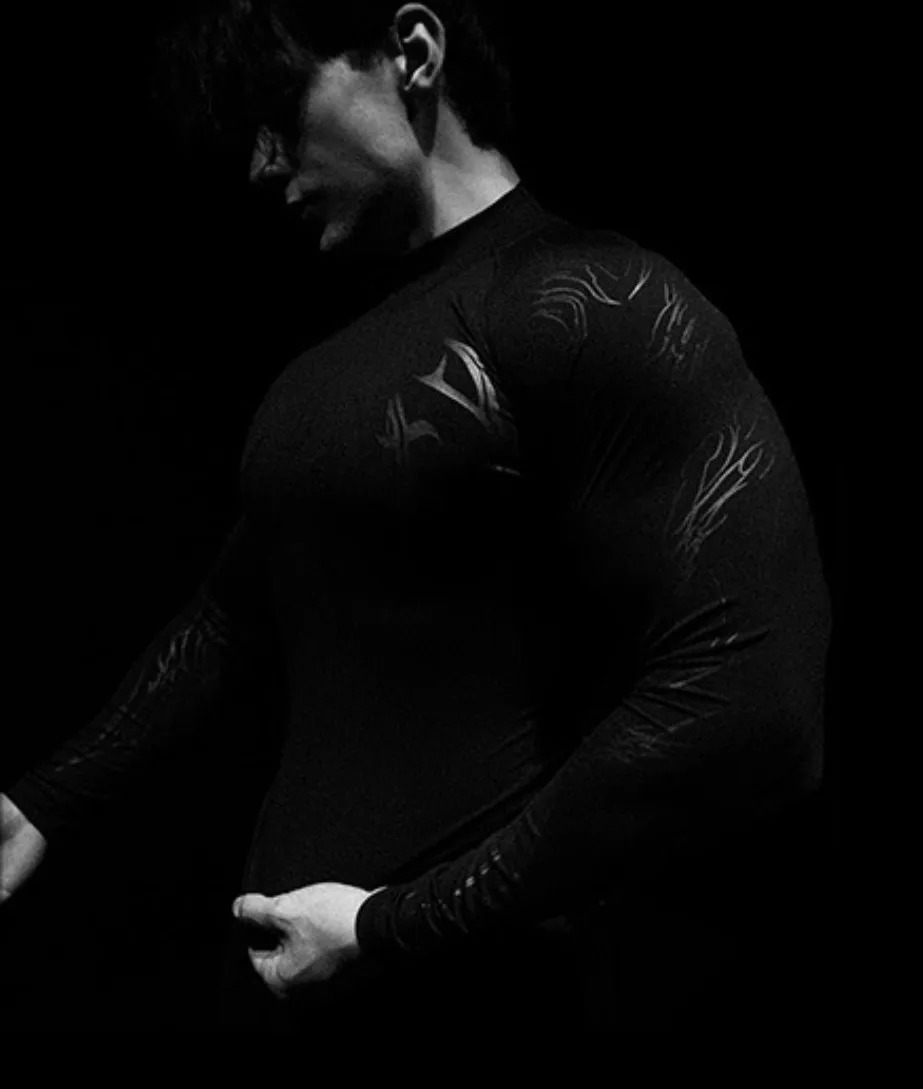 Mens High Neck Long Sleeved T-shirt With Gothic Abstract Pattern Printed Motorcycle Cyberpunk Style Street Long Sleeved T-shirt 260304
