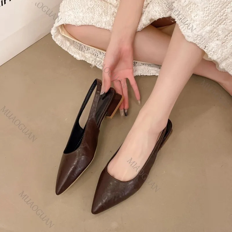 Womens Leather Pointed Toe Slingback Slip-on Low Heeled Sandals Soft Comfortable Casual Female Summer Daily Pumps Footwear Shoe 260303