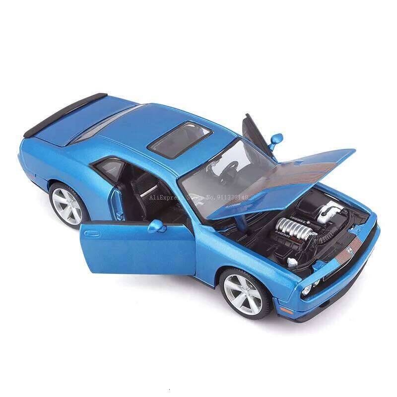 Maisto 1:24 2008 Dodge Challenger simulation alloy car model crafts decoration collection toy tools gift Z260306
