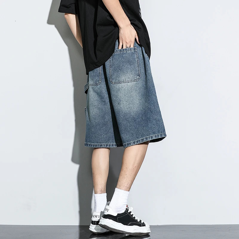 Vintage Cargo Denim Shorts Men Summer Fashion Dark Blue Dyed Distressed Fashion High Street Straight Wide Short Jeans 260304