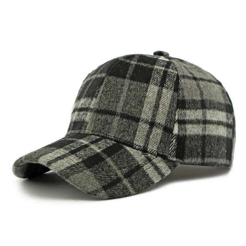 Chic British Plaid Baseball Cap for Women - Adjustable, Sun-Protective & Stylish Dad Hat with Casual Fit Y260304