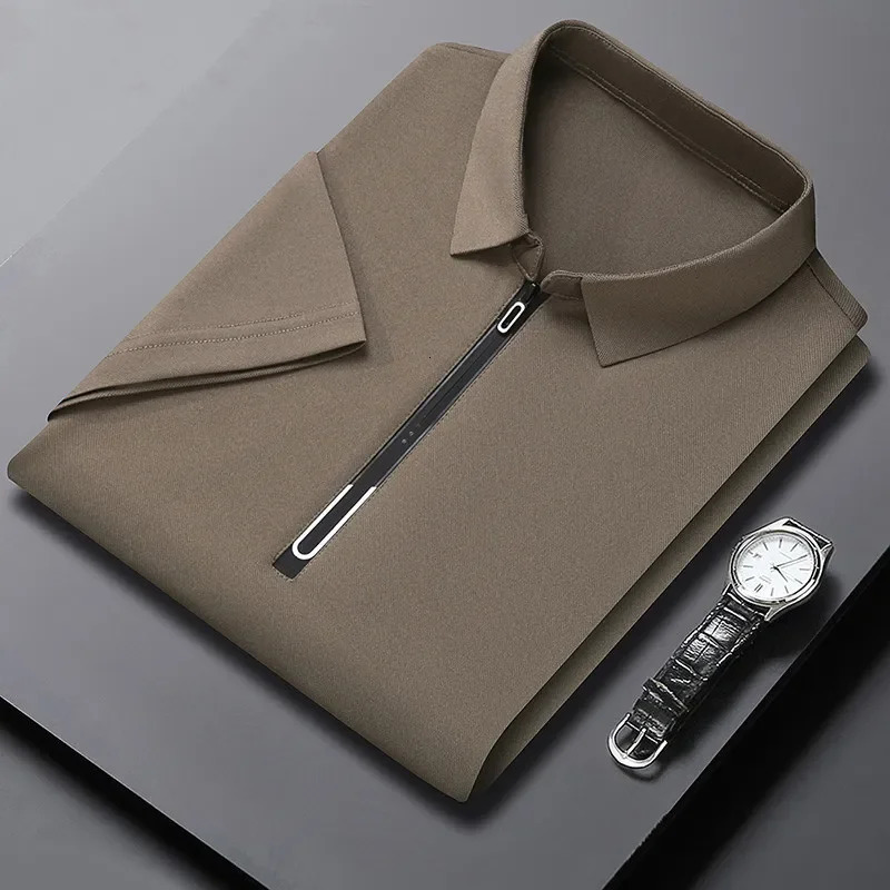 Mens Business Casual Zipper Short Sleeve Solid Color Polo Shirt Fashionable Warm Comfortable Four Seasons Versatile Top 260304