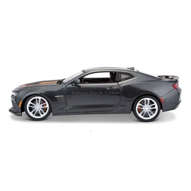 Maisto 1:18 2017 Chevrolet Camaro SS 50th Anniversary Brand Alloy Car Static Die Casting Model Collection Toy Gift Z260306