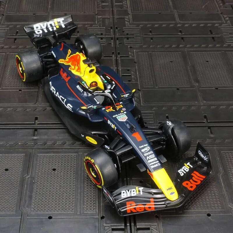 rastar 1:24 Red Bull F1 RB19 alloy rally model car ornaments collection with rich details fine workmanship and good quality Z260306