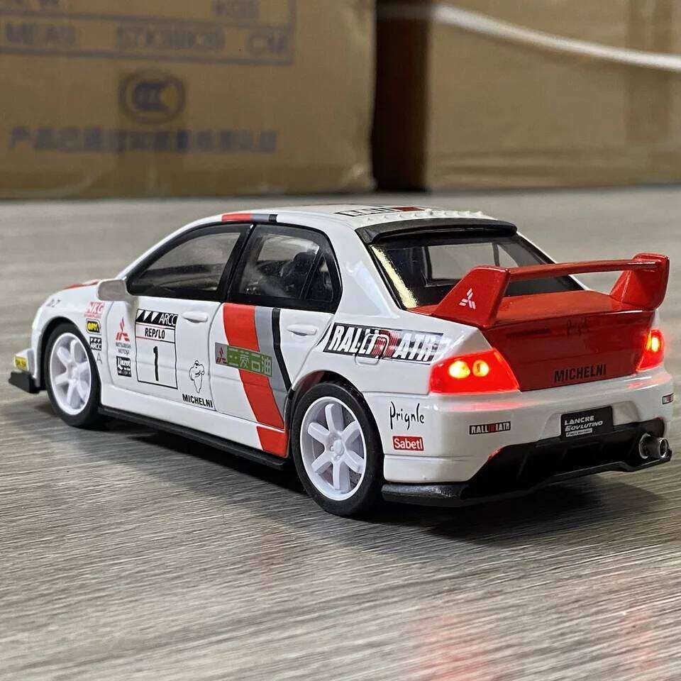 Miniatures 1:32 Mitsubishi Lancer Evolution EVO Petroleum version alloy diecast model sound light toys collection ornament gifts Z260306