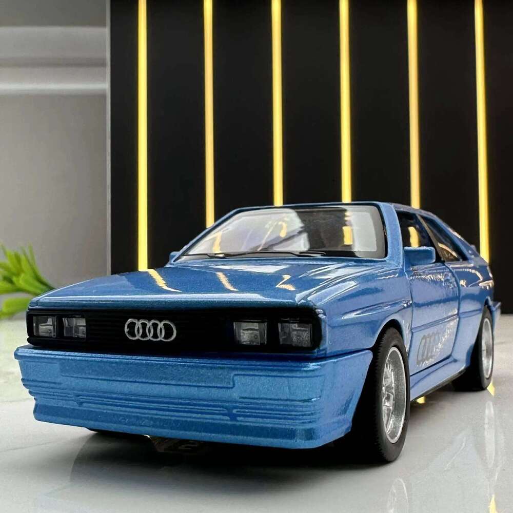 1:36 Audi Quattro 1980 Alloy Models Toy Diecasts Vehicles Model Doors Opened Pull Back Sport Car for Adult Collection Gifts Z260307