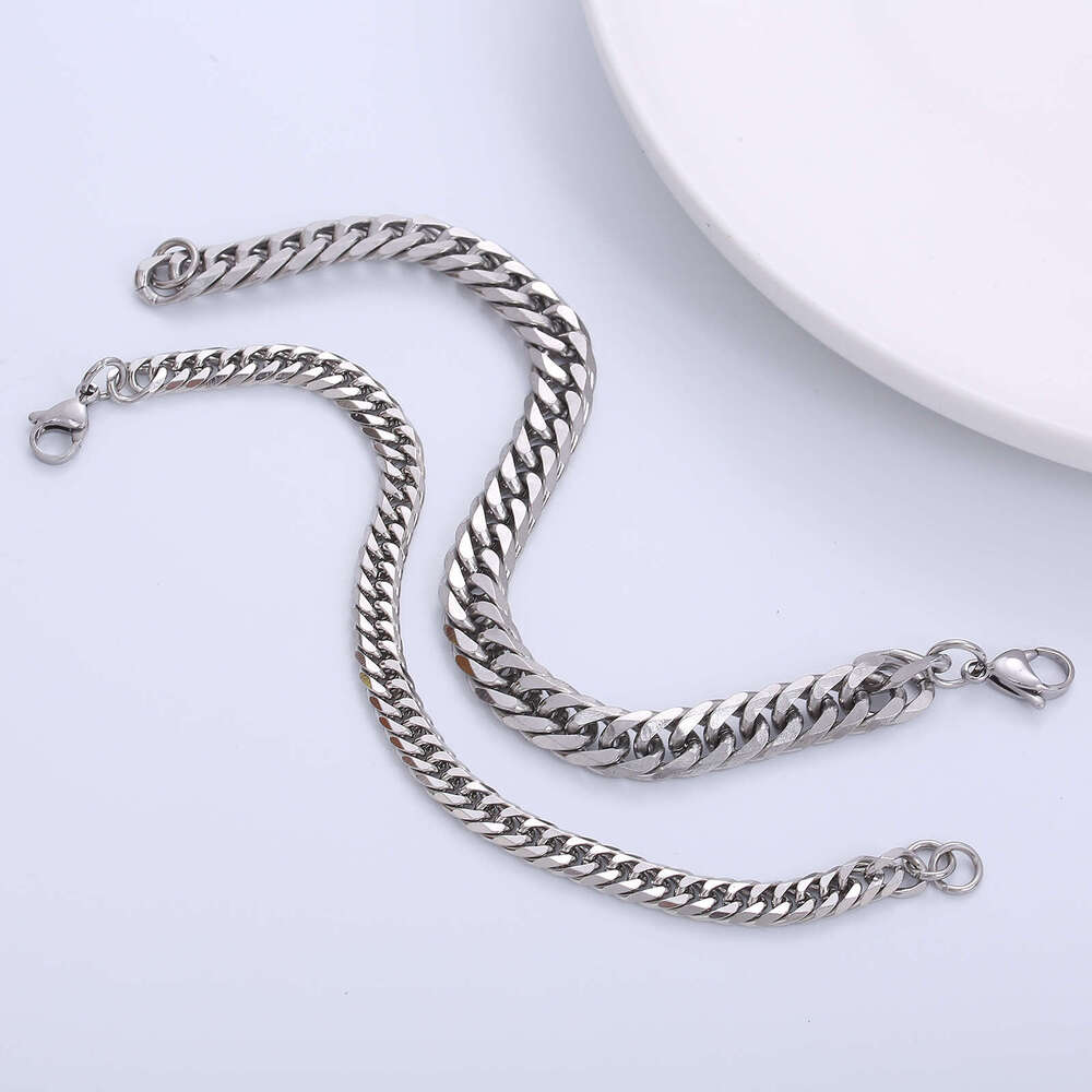 AML source manufacturer wholesales men's classic fine jewelry stainless steel encrypted six-sided polished Cuban chain bracelet