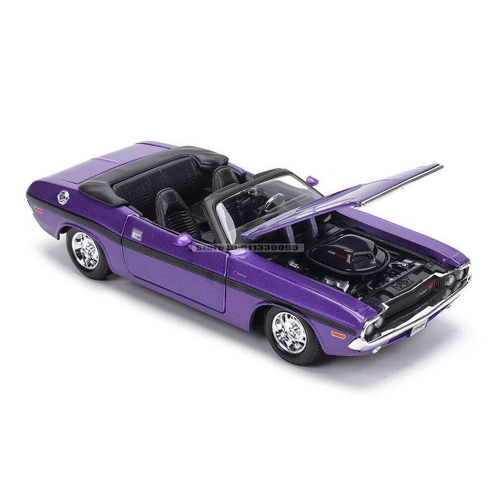 Maisto 1:24 1970 Dodge Challenger R/T Convertible alloy car model handicraft decoration collection toy tool gift die-casting Z260306