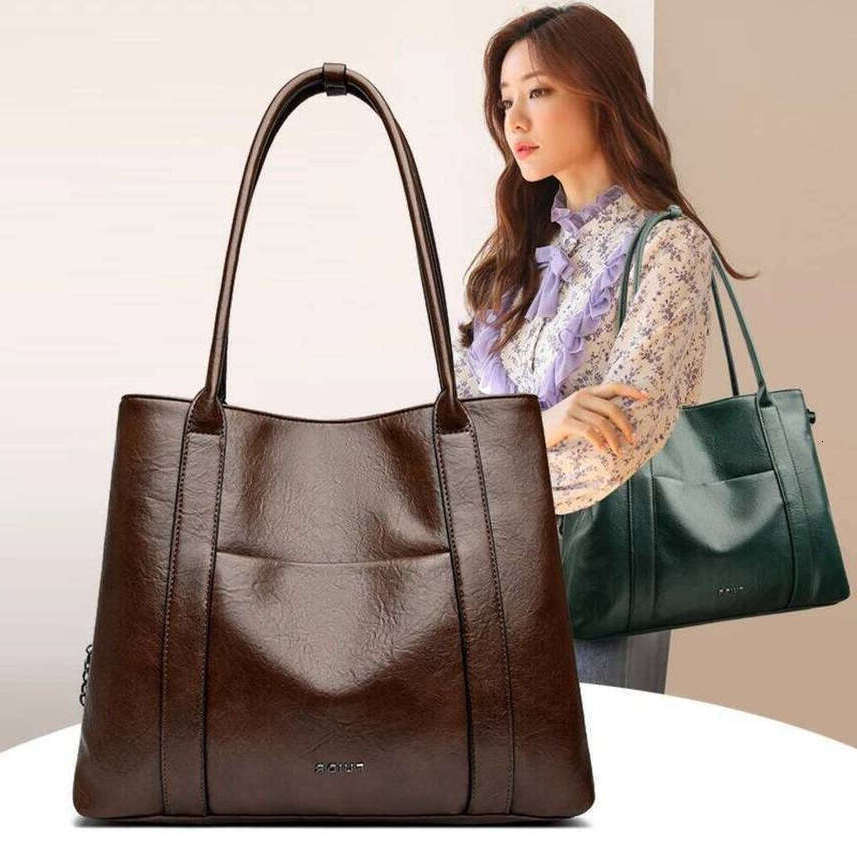 TAURUSCIAGA Large-Capacity Ladies' Genuine Leather Textured Tote Simple Commuting Single-Shoulder Bag, Retro Women's Bag Noble Temperament B