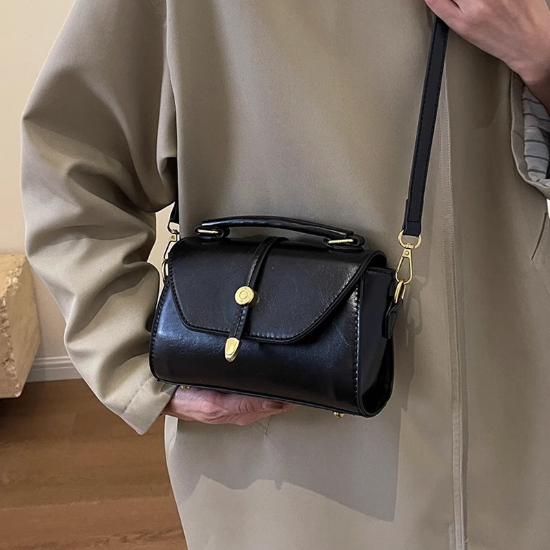 free shipping Designer Totes Bag New Women's Stylish Letter-Printed Large-Capacity Casual Travel Bag