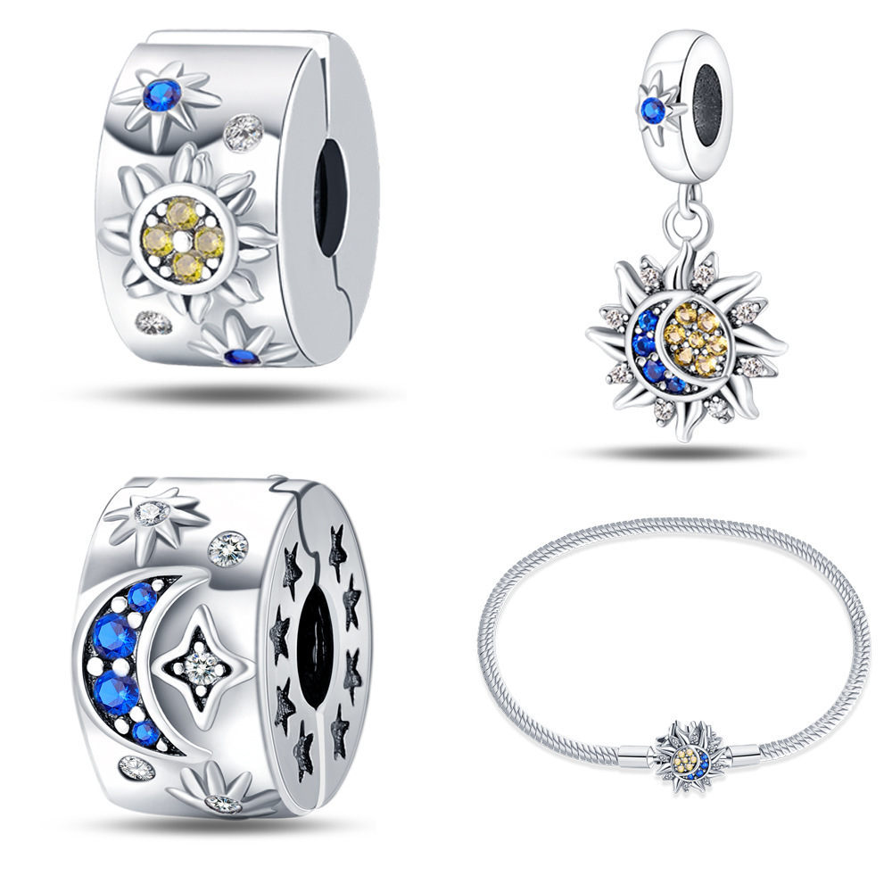 Women's silver jewelry, niche and high-end style, star and moon pendant beads, suitable for DIY bracelets and necklaces.