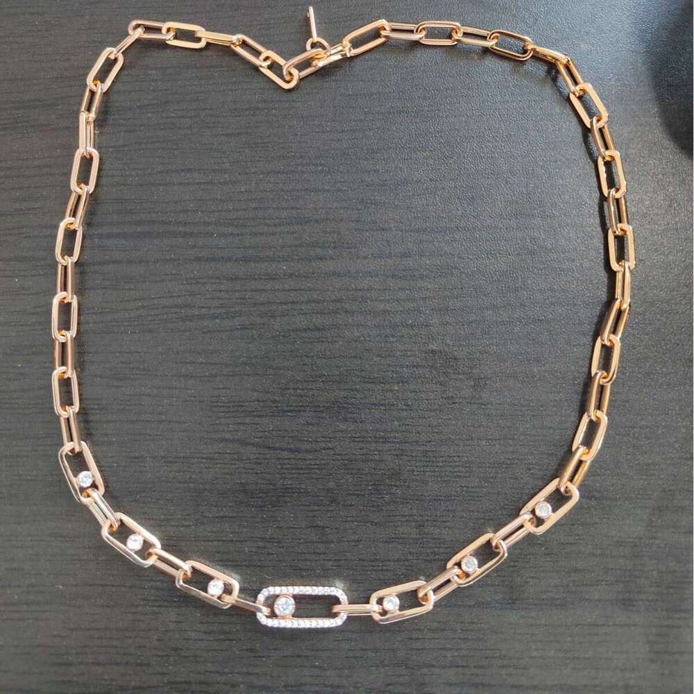 Exclusive cross-border supply: Mei's necklace for women, European and American style, interlocking sliding geometric fashion high-quality collarb