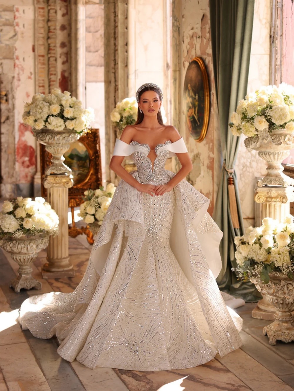 Royal Off The Shoulder Mermaid Wedding Dress Elegant Sequined Lace Bridal Gown Floor Length Bride Dresses Customized