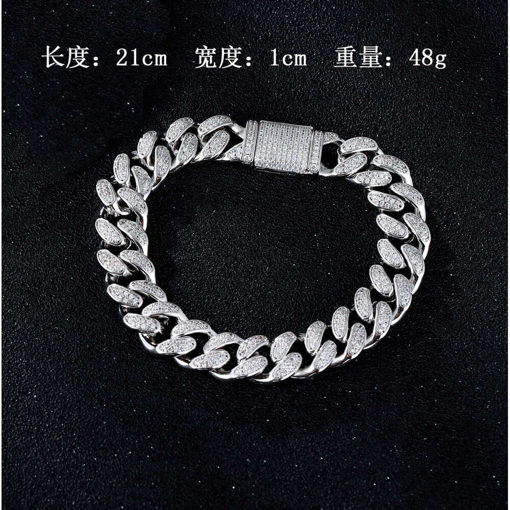 European and American jewelry necklace with eyes, men's high-quality micro-inlaid zircon Cuban necklace, hip-hop