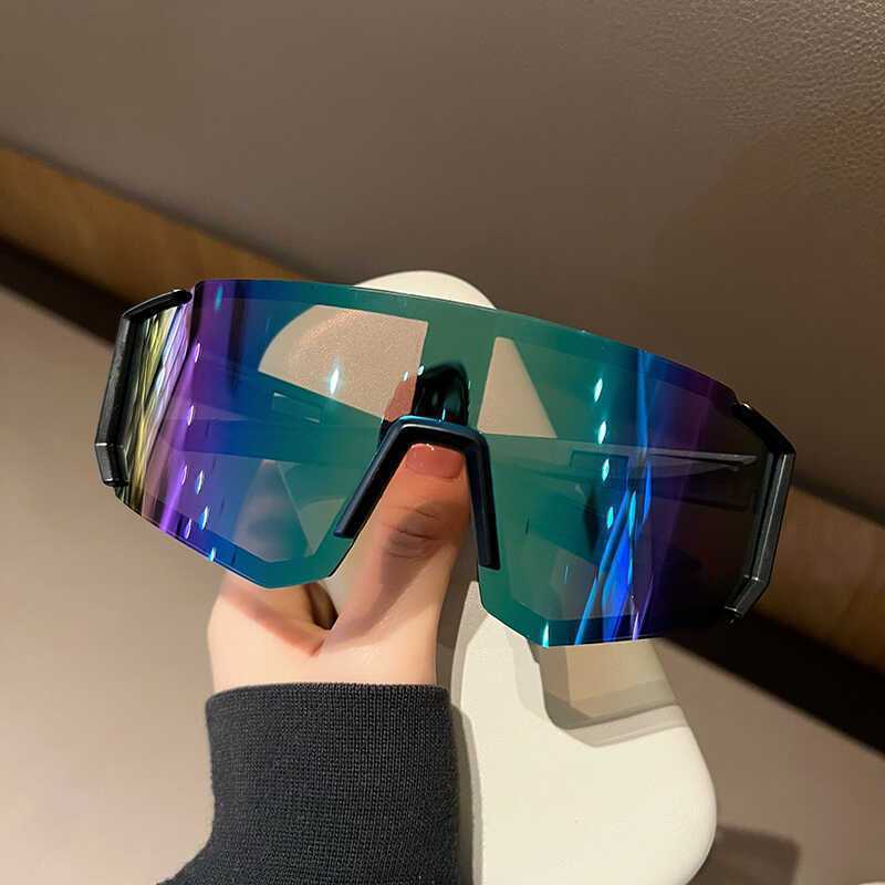 Millennium style futuristic cycling windproof sunglasses for trendy men and women outdoor hiking and skiing colorful large frame sunglasses S260304