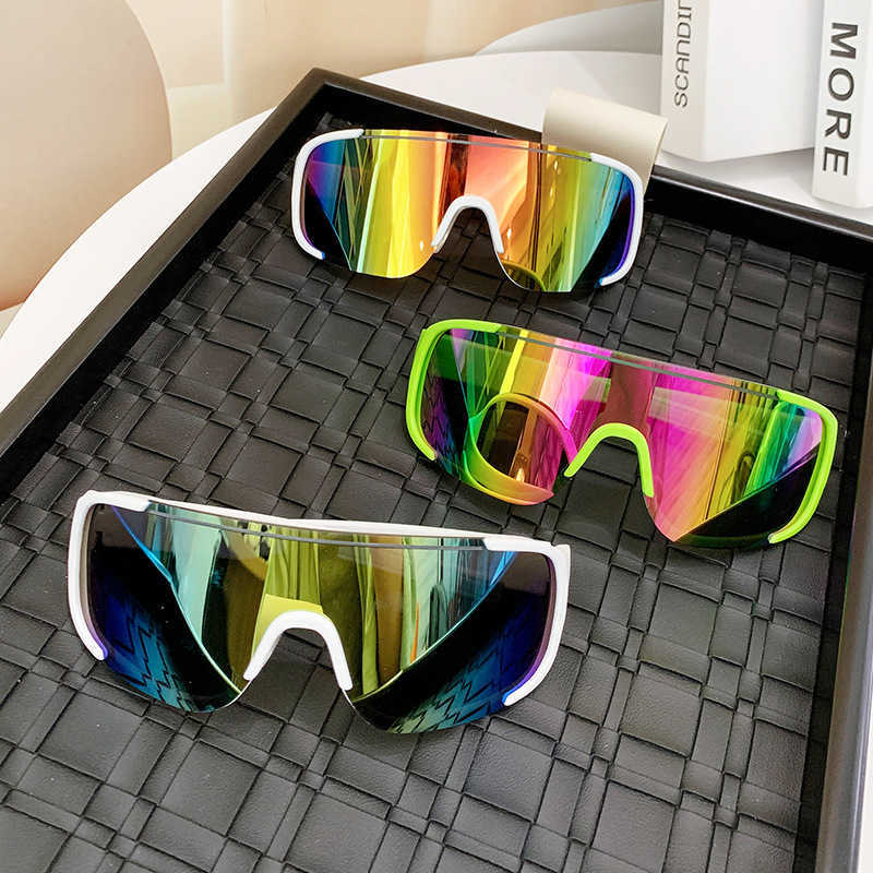 Cycling Color-Changing Glasses Personality One-Piece Large Frame Sunglasses Women Ski Goggles Windproof UV Protection Sports Glasses S260304