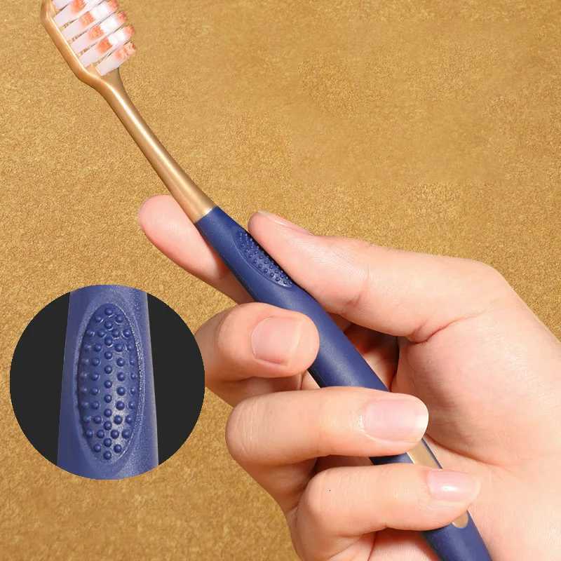 This 5-piece soft bristle toothbrush gift box set is a practical household necessity ideal for adult daily home teeth cleaning and oral care.T260307