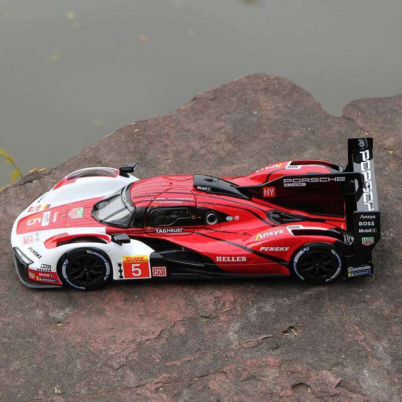 Bburago 1:24 Porsche 963 Alloy Car Model 911 918 Diecast Vehicles Toy Collection Miniature Die Cast Toys Z260306