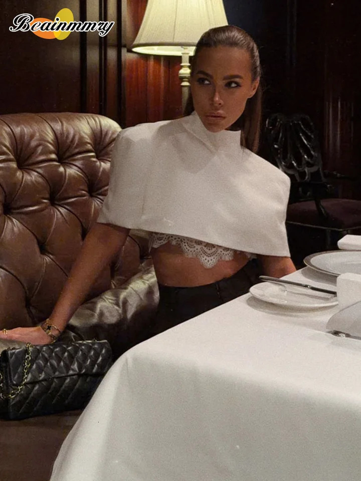 Edgy Mock Neck Capelet Crop Top Women Classic Cape Wrap Turtleneck Short Cloak Luxe Elegant Streetwear Outfit 2026 Spring 260304