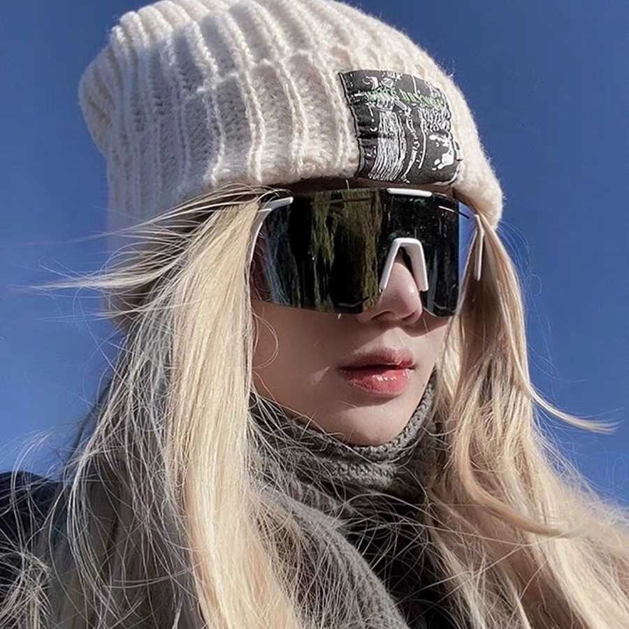 Northeast Snow Sunglasses for Women Mountaineering and Cycling Goggles Windproof Sandproof UV Protection Oversized Frame Trendy and Cool Sunglasses S2